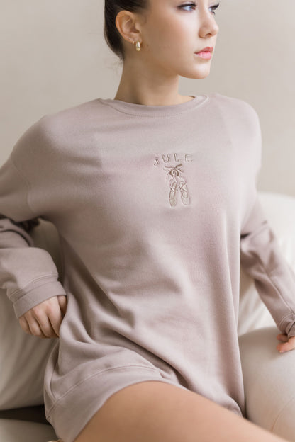 Jule Pointe Sweatshirt